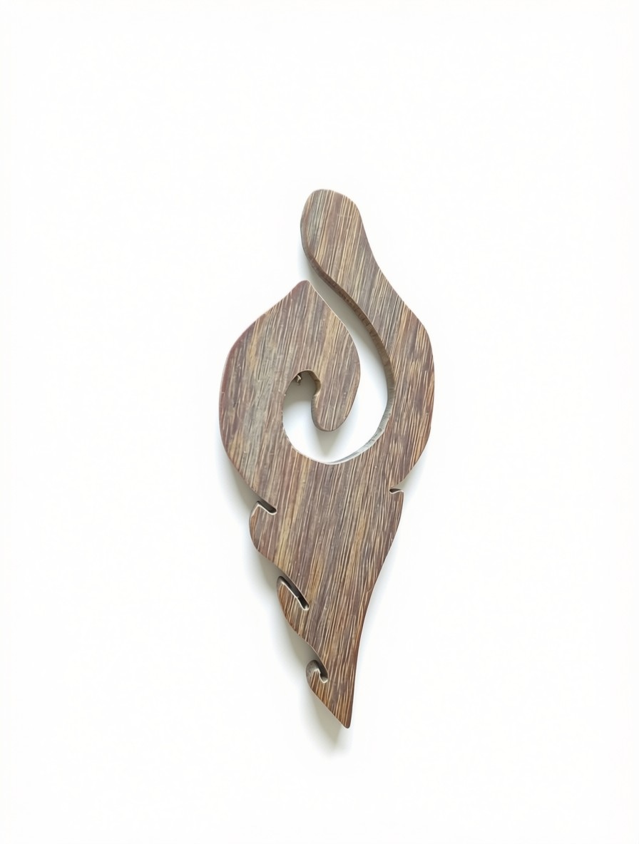 Sculpture en bois en forme de vague stylisée